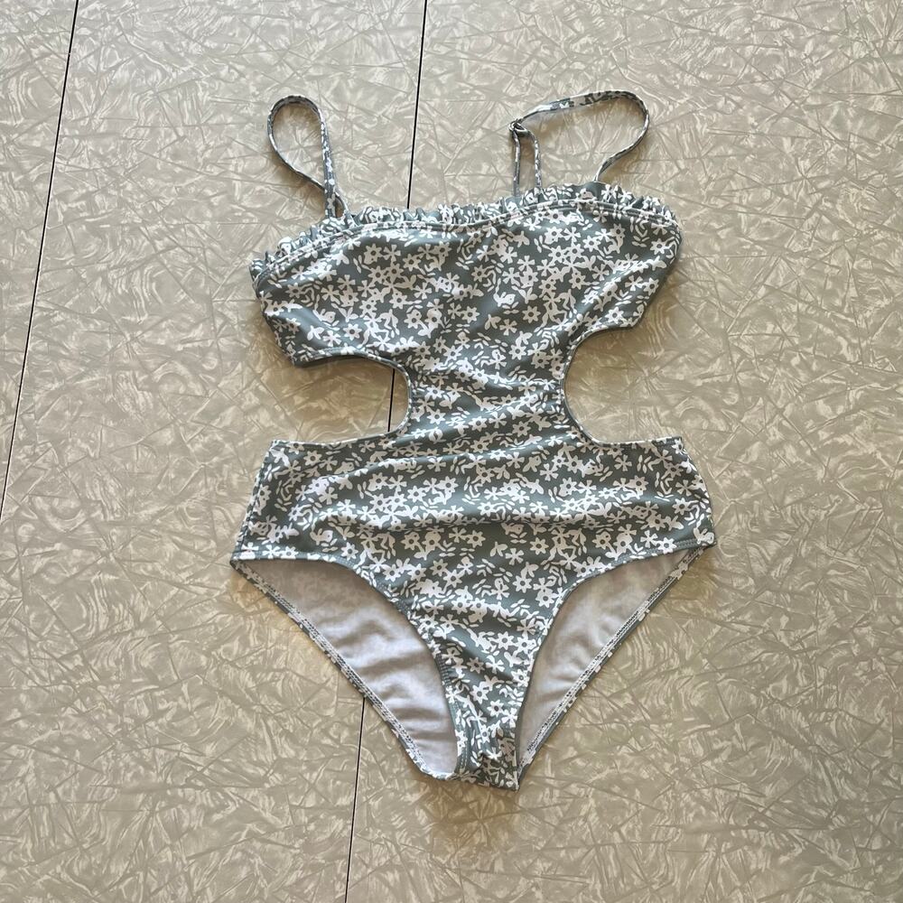 One piece swimsuit 11-12 years SHEIN green floral pattern‎ side cut out ruffles